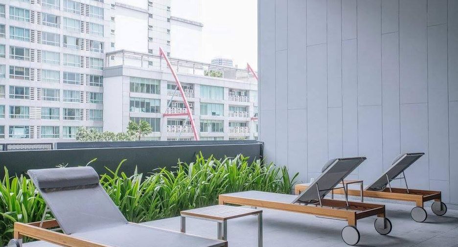 出租 和 出售 2 卧室 公寓 在 Khlong Toei, 曼谷