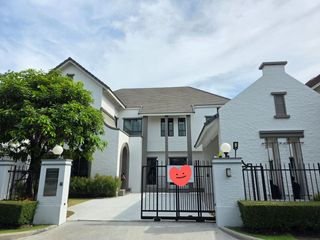 For rent 4 Beds villa in Mueang Samut Prakan, Samut Prakan