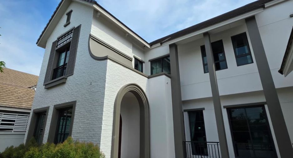 Villa en alquiler de 4 habitaciones en Mueang Samut Prakan, Samut Prakan