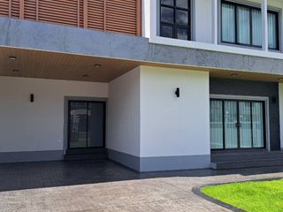For Rent 4 Bedroom House In Saraphi, Chiang Mai