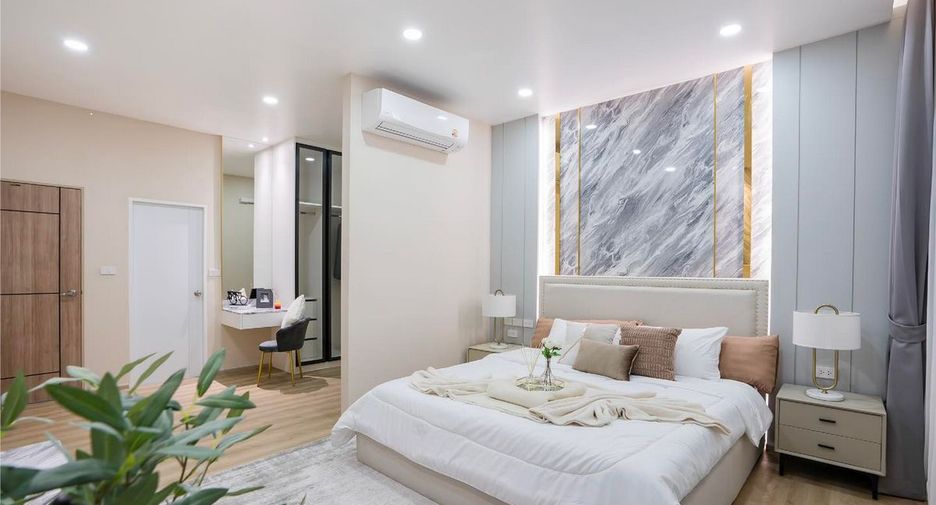 Villa en venta de 4 habitaciones en Bang Lamung, Chonburi
