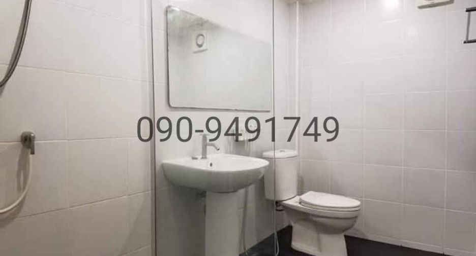 For rent 3 bedrooms townhouse in Chatuchak, Bangkok
