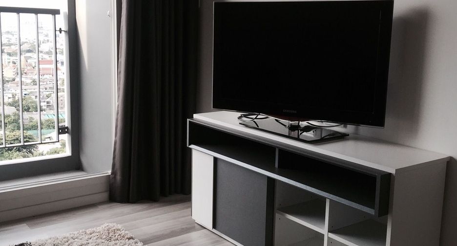 For rent 2 ベッドルーム condo in Thon Buri, Bangkok