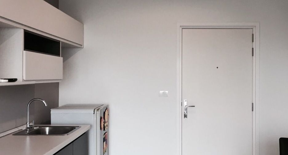 For rent 2 ベッドルーム condo in Thon Buri, Bangkok