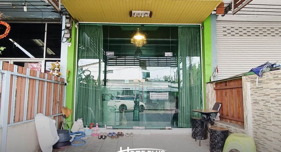 出售 2 卧室 商业空间 在 Lam Luk Ka, Pathum Thani
