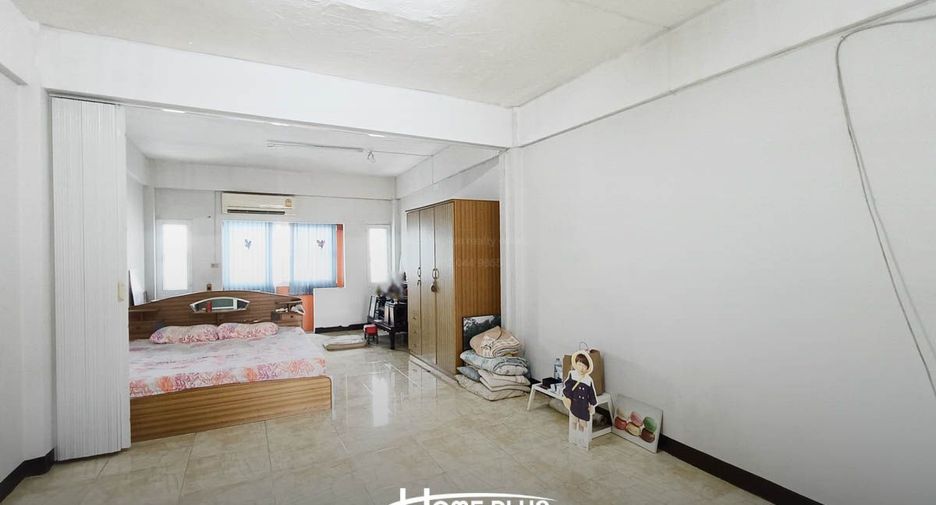 出售 2 卧室 商业空间 在 Lam Luk Ka, Pathum Thani