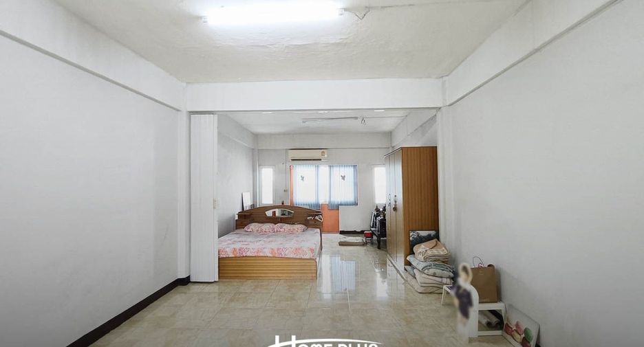 出售 2 卧室 商业空间 在 Lam Luk Ka, Pathum Thani
