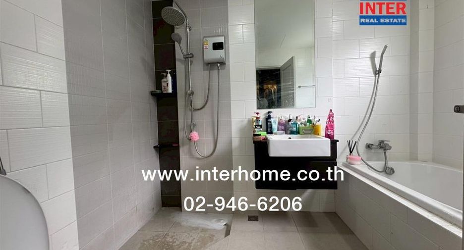 出售 4 卧室 独立屋 在 Bang Phli, Samut Prakan