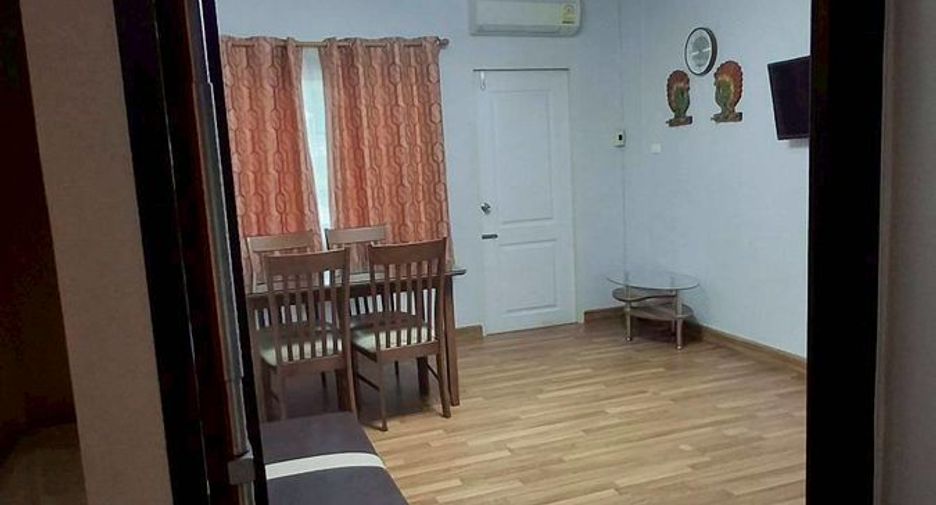 Аренда и продажа торговое помещение в Si Racha, Чонбури