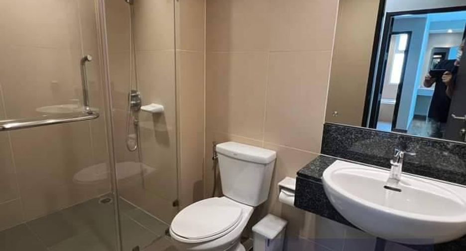 Продажа 2 спальни кондо в Щаттхана, Бангкок