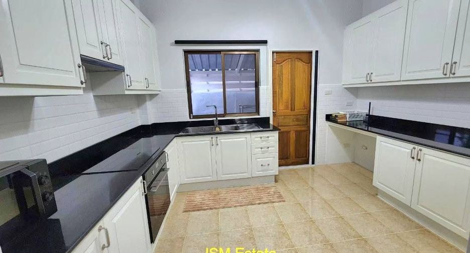 For rent 3 bedrooms house in Hua Hin, Prachuap Khiri Khan