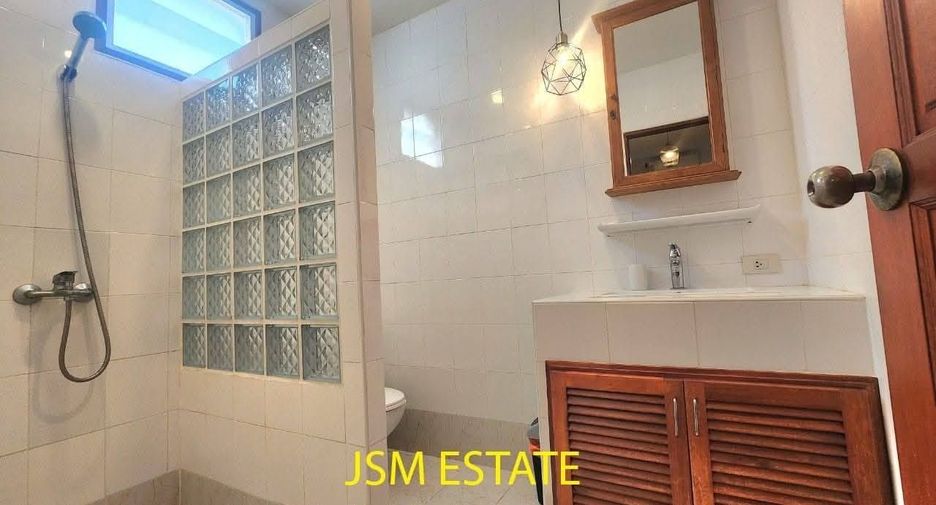 For rent 4 bedrooms house in Hua Hin, Prachuap Khiri Khan