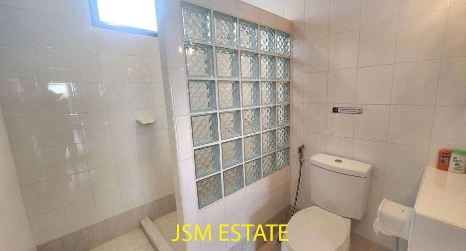 For rent 4 bedrooms house in Hua Hin, Prachuap Khiri Khan
