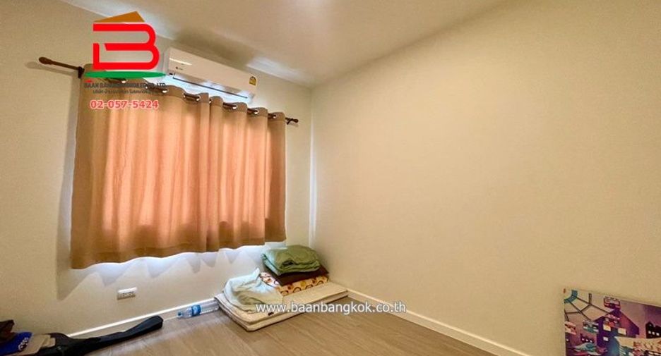 For sale 4 bedrooms townhouse in Mueang Pathum Thani, Pathum Thani