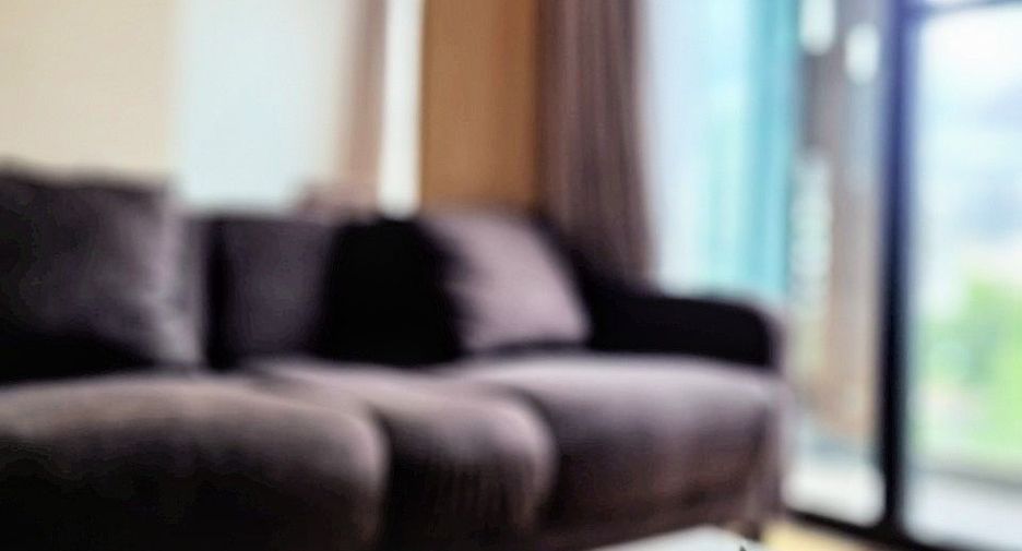 Apartamento con servicios en alquiler de 1 habitaciones en Khlong Toei, Bangkok