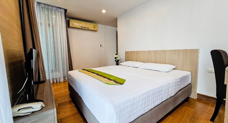 Apartamento con servicios en alquiler de 1 habitaciones en Khlong Toei, Bangkok