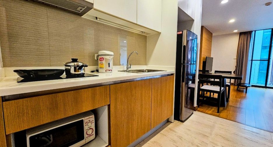 À louer 1 chambre appartement avec services à Khlong Toei, Bangkok