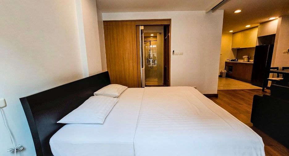 À louer 1 chambre appartement avec services à Khlong Toei, Bangkok