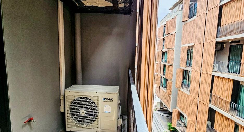À louer 1 chambre appartement avec services à Khlong Toei, Bangkok