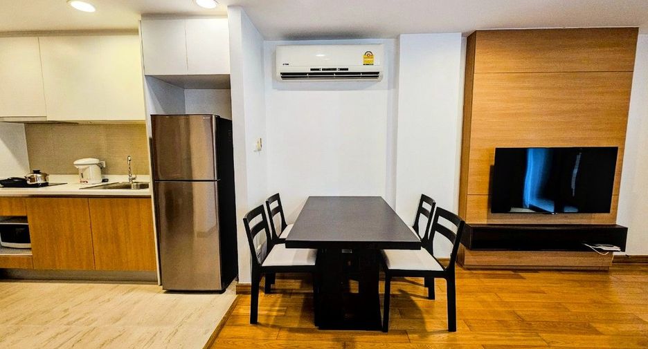 À louer 1 chambre appartement avec services à Khlong Toei, Bangkok
