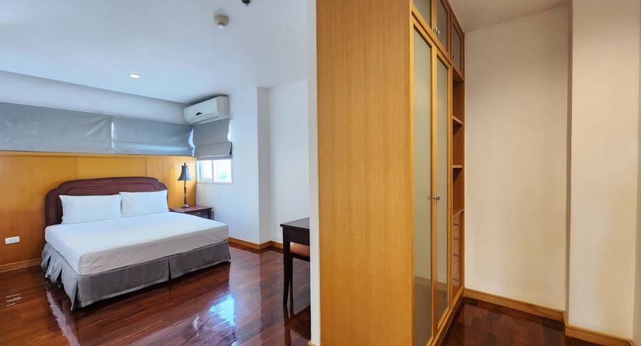 For rent 2 ベッドルーム apartment in Bang Rak, Bangkok