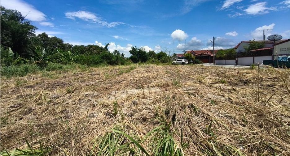 For sale land in Ban Bueng, Chonburi