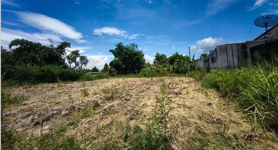 For sale land in Ban Bueng, Chonburi