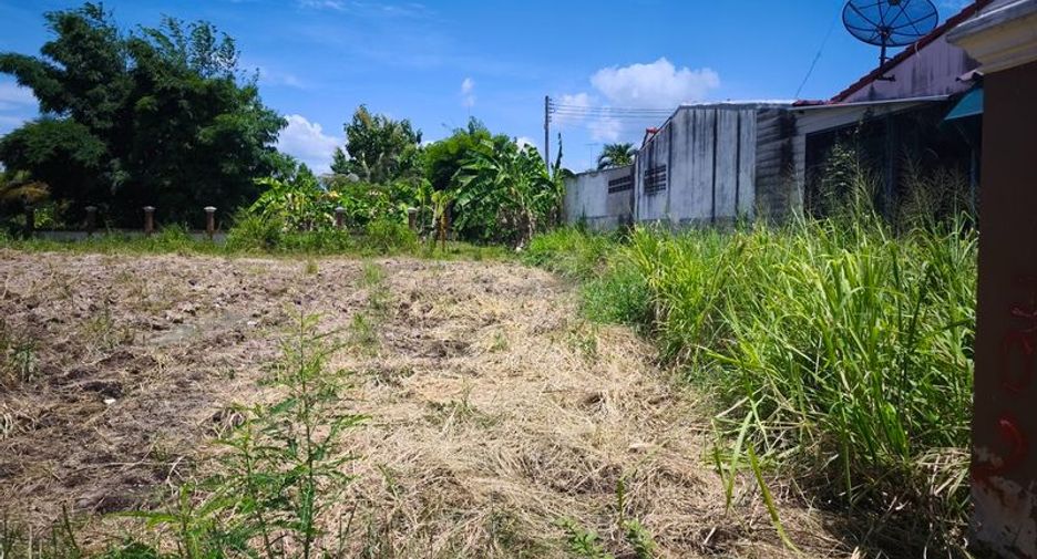 For sale land in Ban Bueng, Chonburi