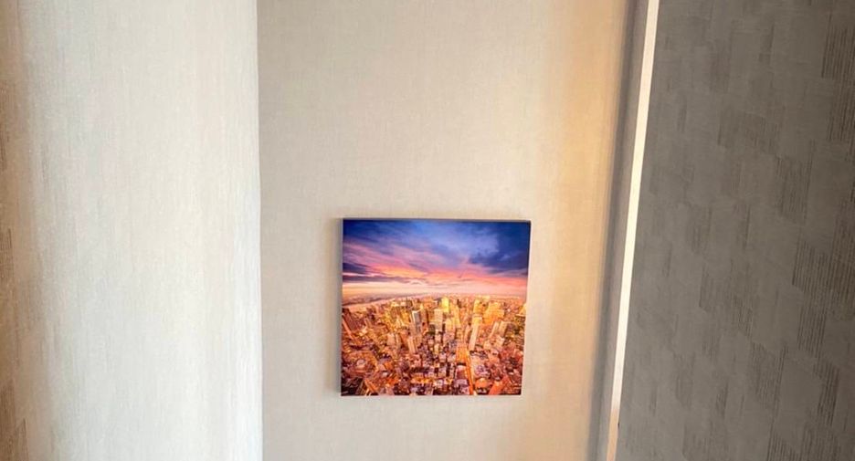 For rent 2 bedrooms condo in Pathum Wan, Bangkok