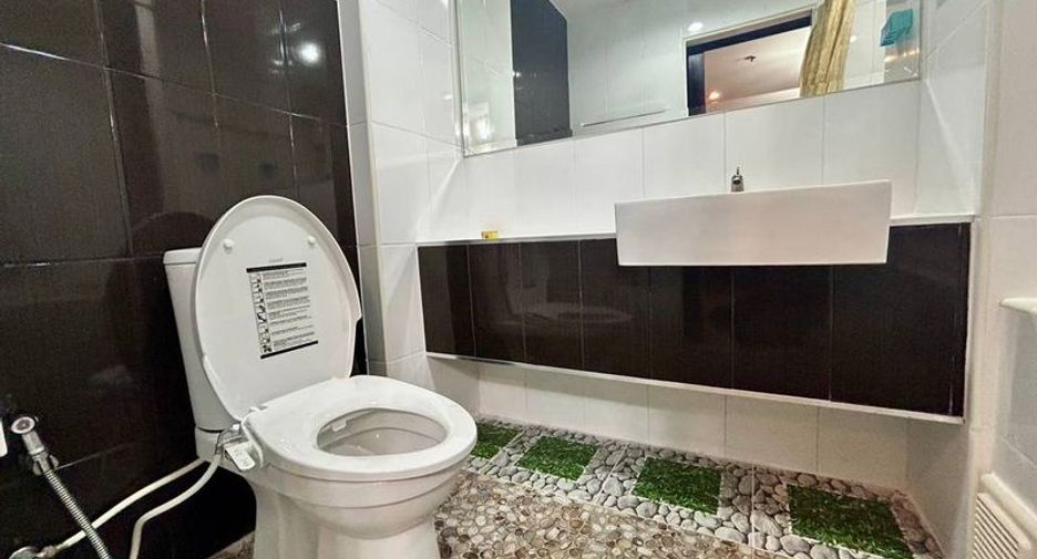 À louer 1 chambre condo à Si Racha, Chonburi