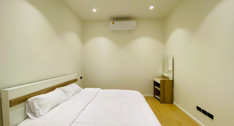For rent 4 bedrooms villa in Hang Dong, Chiang Mai