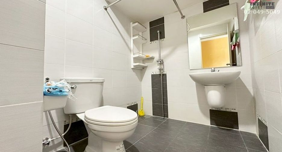 For sale 3 ベッドルーム townhouse in Bang Kruai, Nonthaburi