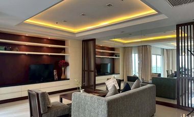 For rent 3 bed condo in Pathum Wan, Bangkok