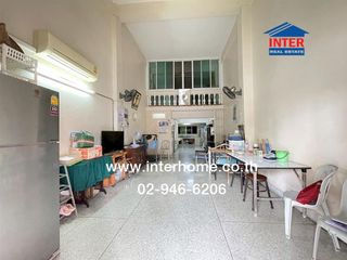 For sale 3 bed retail Space in Bangkok Yai, Bangkok