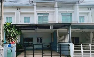 For rent and for sale 3 bedrooms townhouse in Si Racha, Chonburi