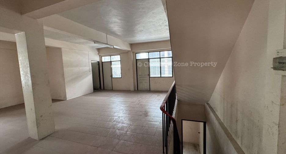 For rent and for sale retail Space in Si Racha, Chonburi