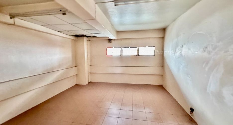 For rent and for sale retail Space in Si Racha, Chonburi