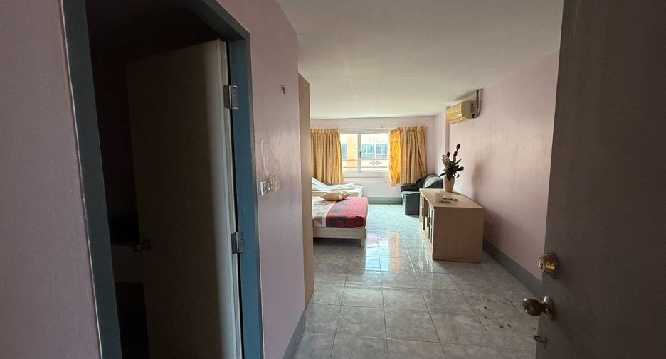 For sale 12 bedrooms retail Space in Bang Lamung, Chonburi