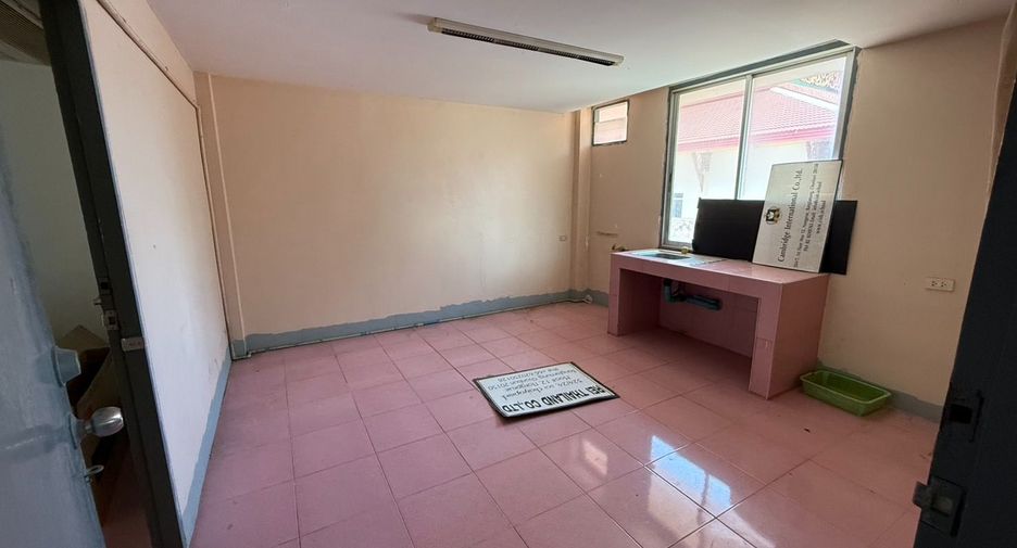 For sale 12 bedrooms retail Space in Bang Lamung, Chonburi
