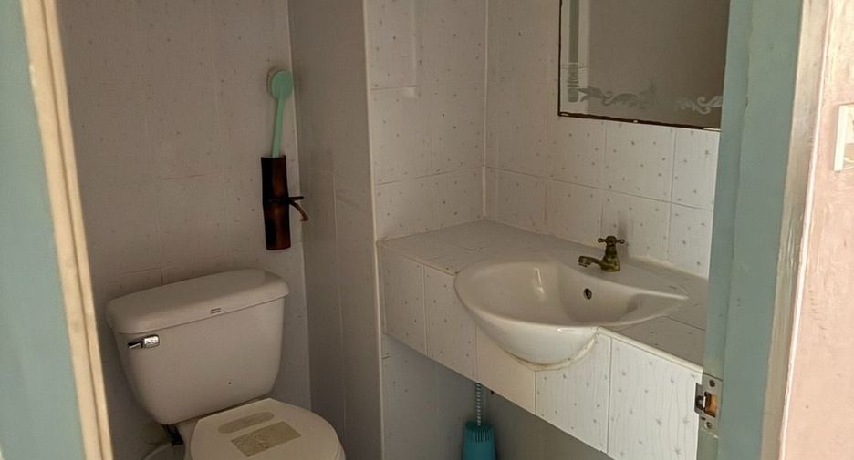 For sale 12 bedrooms retail Space in Bang Lamung, Chonburi