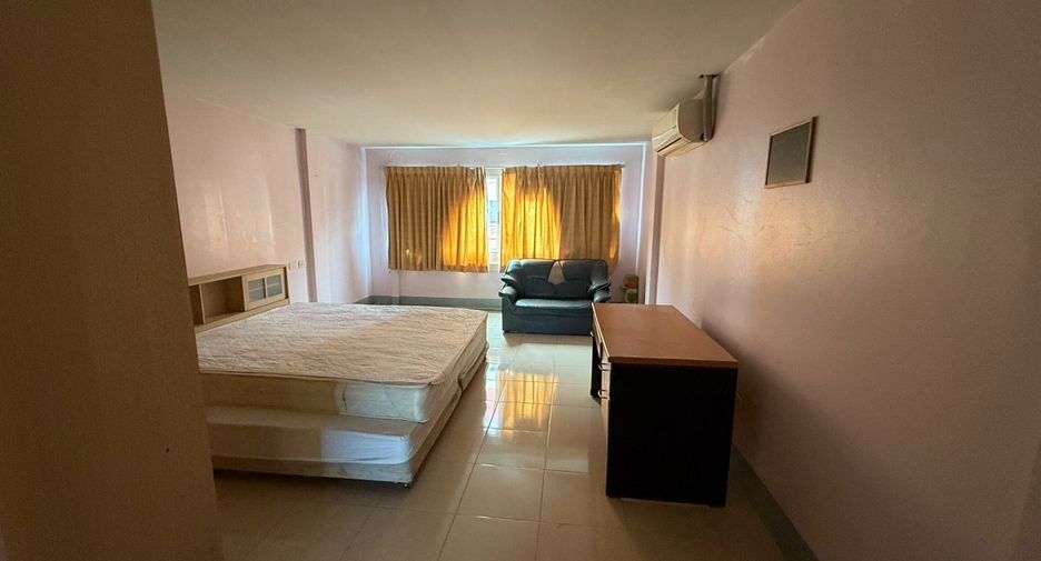 For sale 12 bedrooms retail Space in Bang Lamung, Chonburi