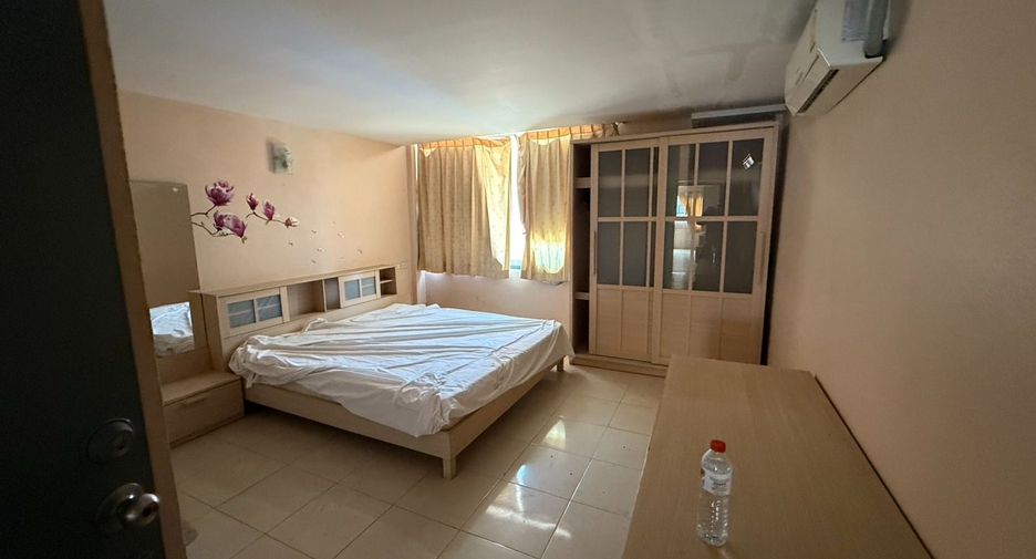 For sale 12 bedrooms retail Space in Bang Lamung, Chonburi