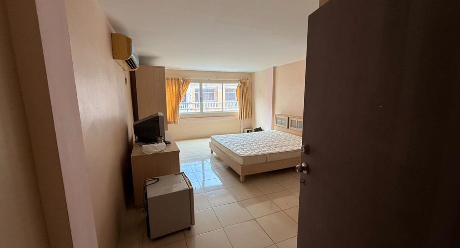 For sale 12 bedrooms retail Space in Bang Lamung, Chonburi