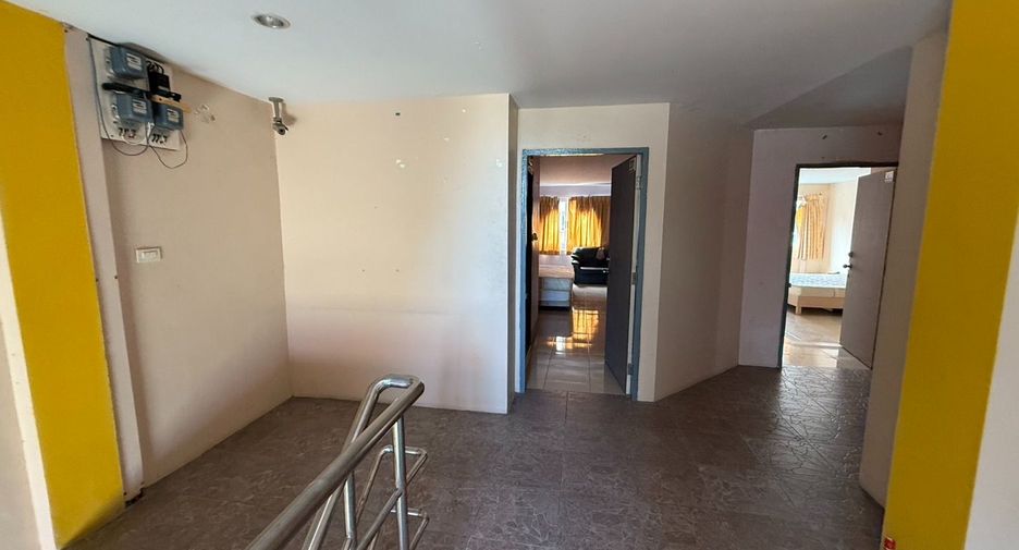For sale 12 bedrooms retail Space in Bang Lamung, Chonburi
