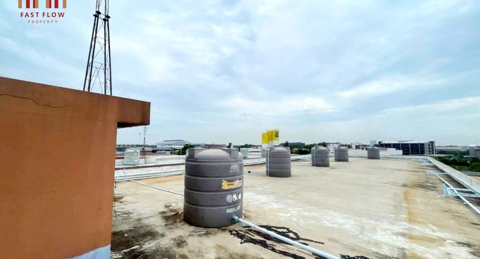 For sale 75 ベッドルーム apartment in Mueang Samut Sakhon, Samut Sakhon