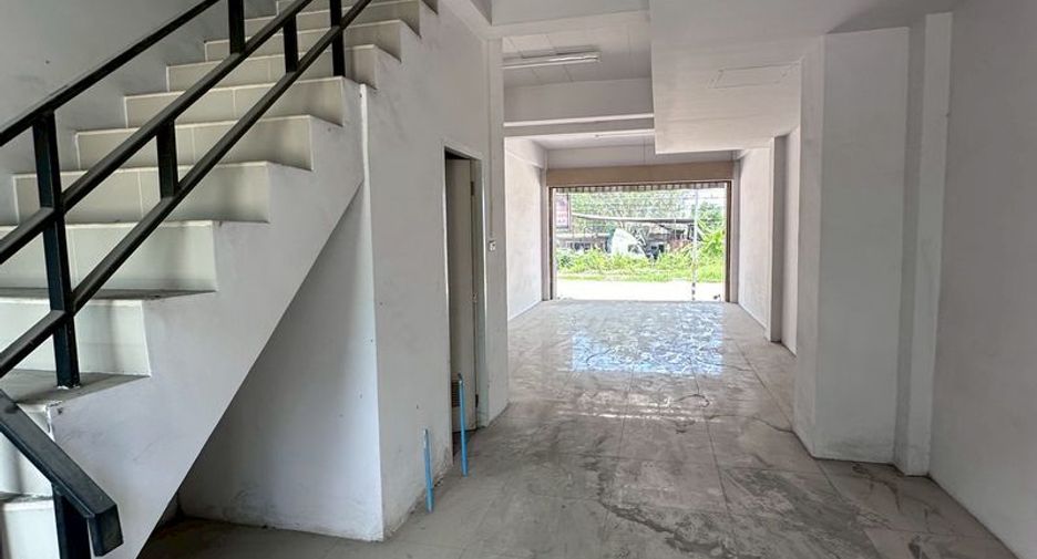 For sale 6 bedrooms retail Space in Si Racha, Chonburi
