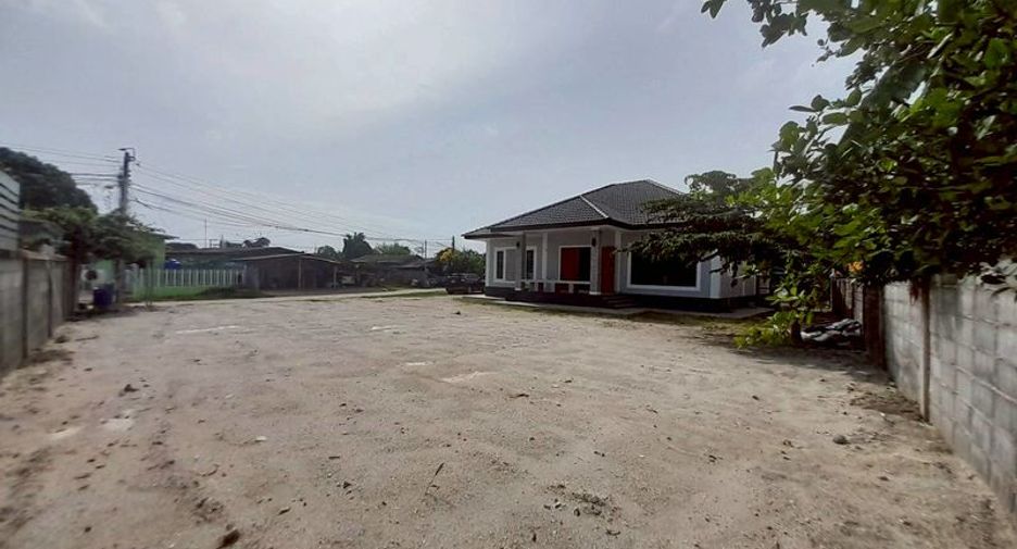 Haus zum Kauf mit 3 Zimmer in Bang Lamung, Chonburi