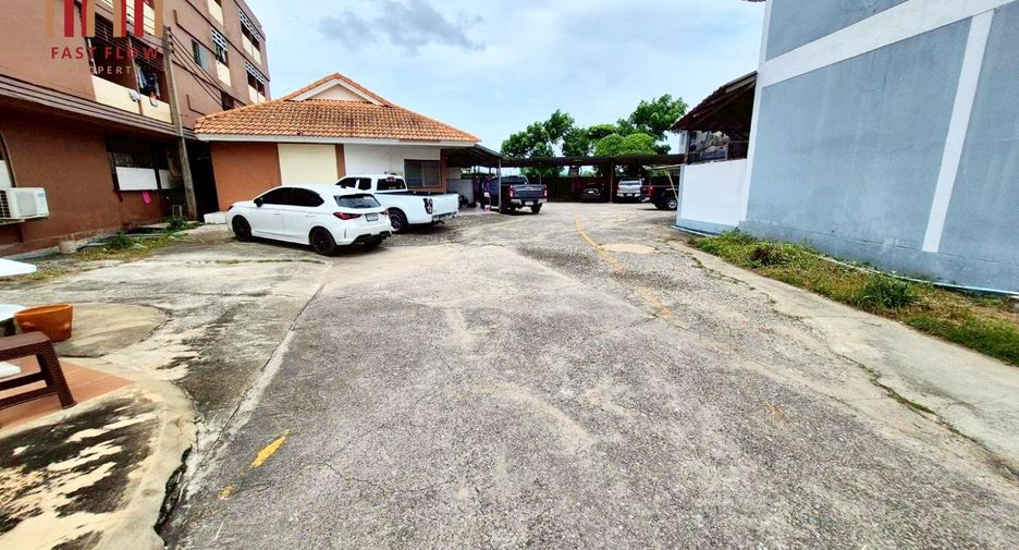 For sale 67 ベッドルーム apartment in Mueang Samut Sakhon, Samut Sakhon