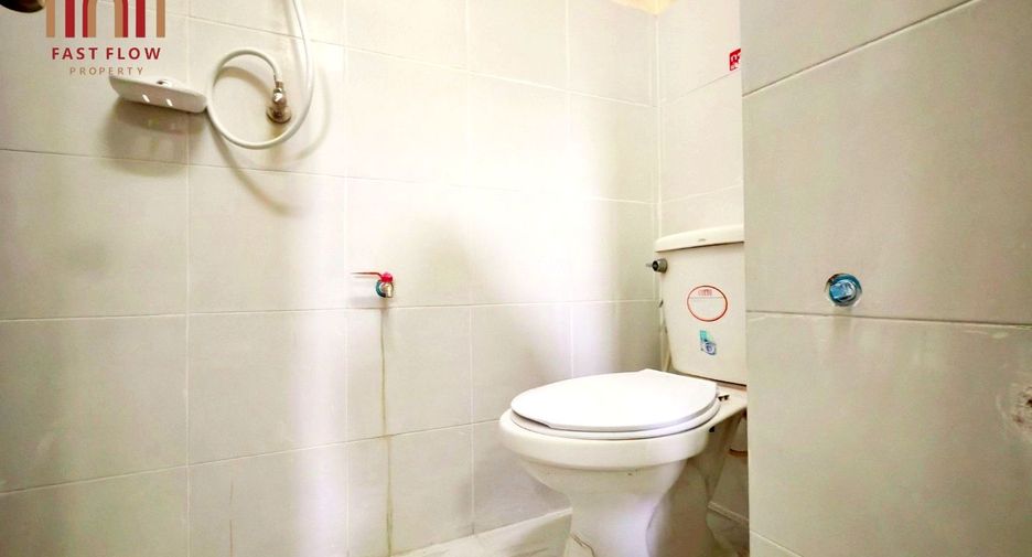 For sale 67 ベッドルーム apartment in Mueang Samut Sakhon, Samut Sakhon
