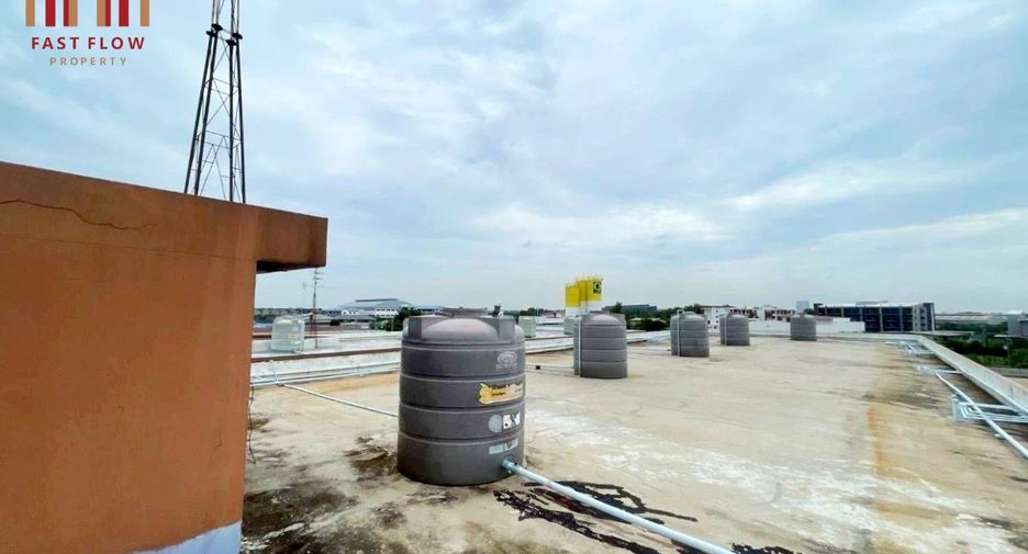 For sale 67 ベッドルーム apartment in Mueang Samut Sakhon, Samut Sakhon